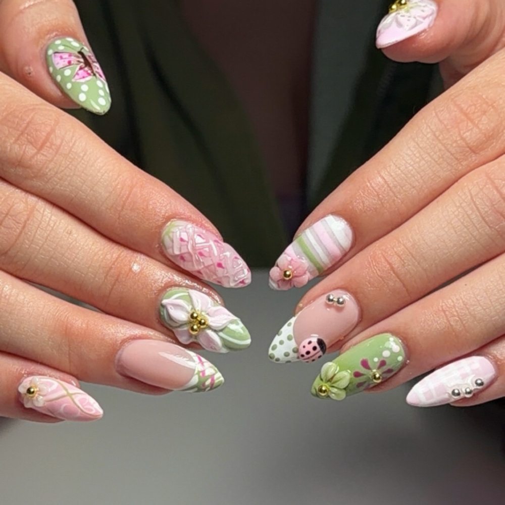 Gel x Medium at Runa  Rachman in Vancouver, DE
