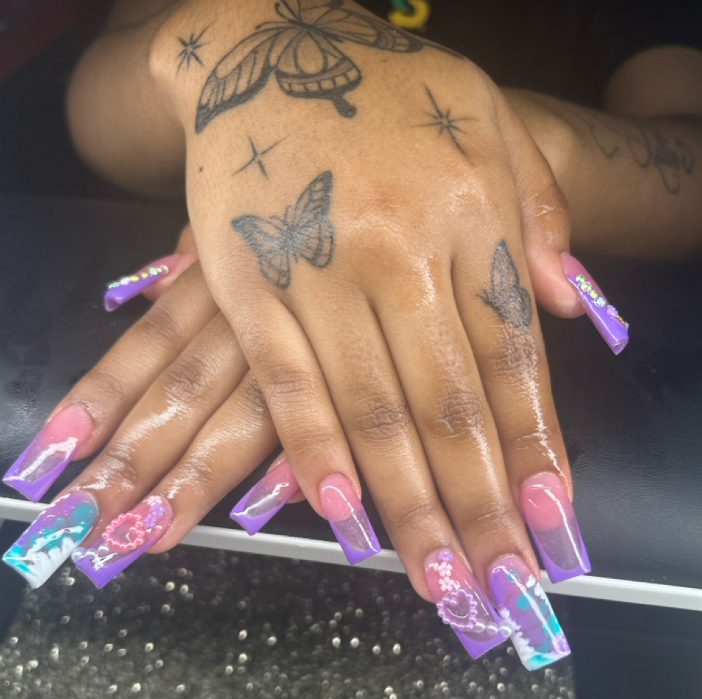 XL Acrylic Fullset at The Beauty Bar in Leland, MS