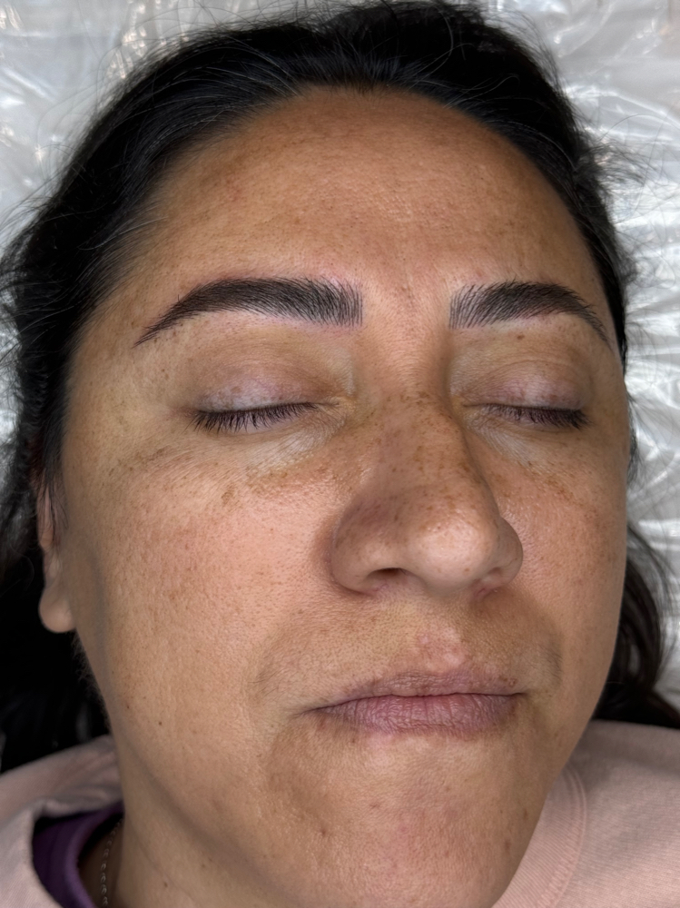 Ombre-powder Brows