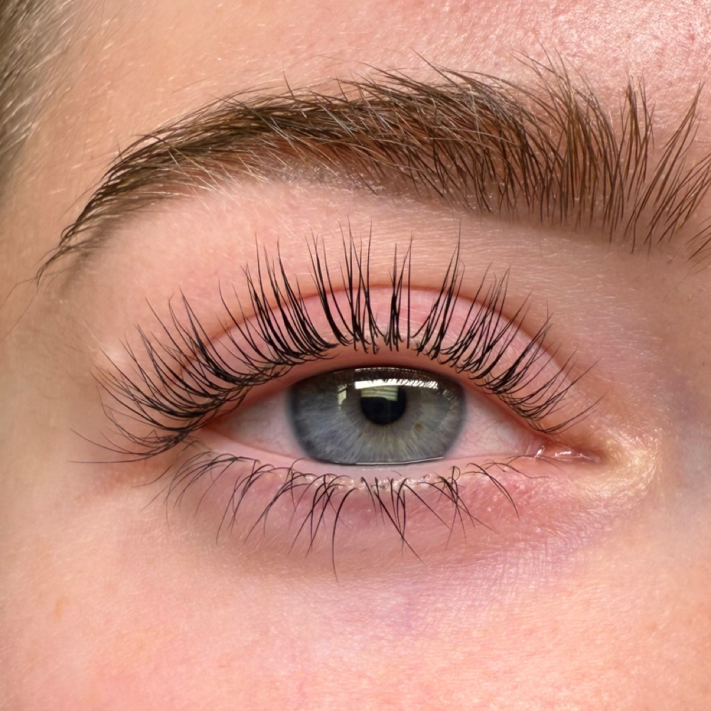 Lash Lift at Yaz The Beauty Pro in Chicago, IL