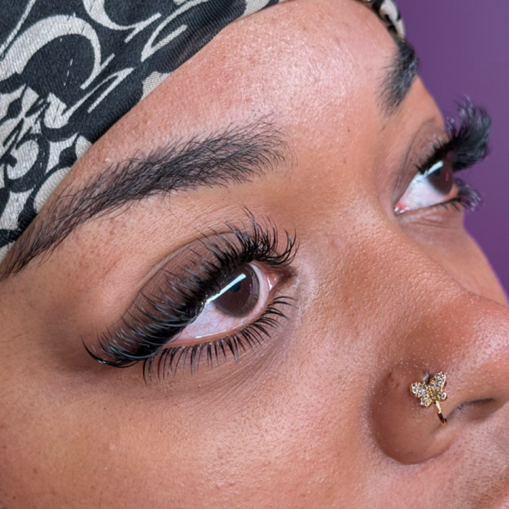 Wispy Wetset Full-set at Diverse Esthetics in Depew, NY