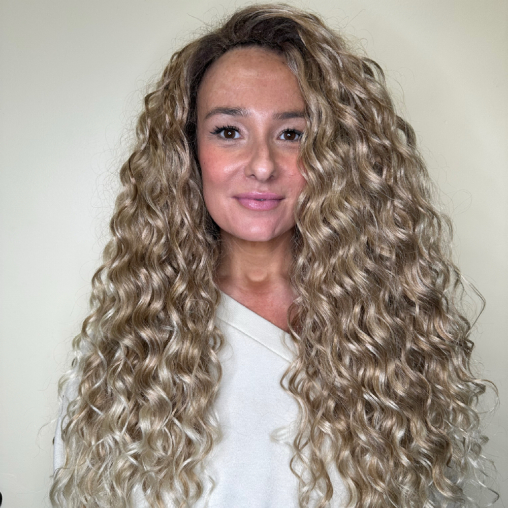 Blonde Bombshell Waves(Undetectable at PhirstLadey Beauty Empire in Hampton, GA
