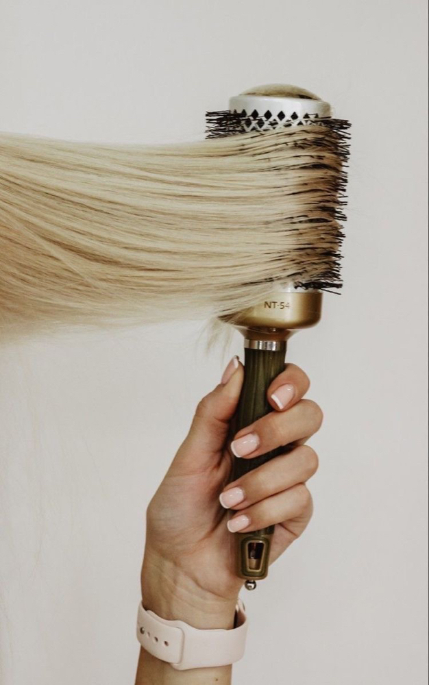 Shampoo blowdry + Style