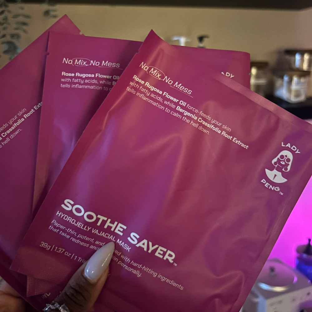 Hydrojelly Vajacial Mask at Glamwithjera studios in Kissimmee, FL