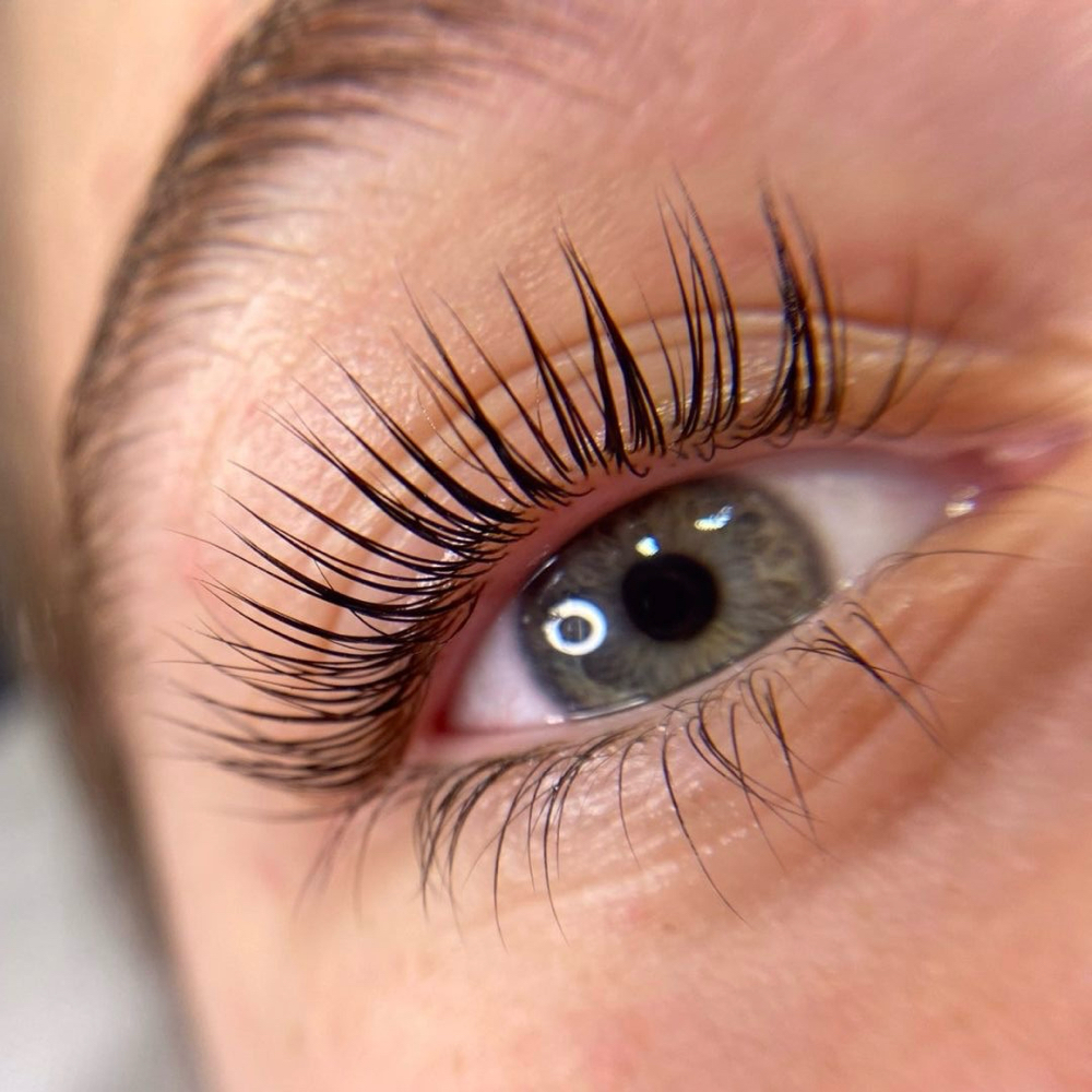 LASH LIFT & TINT