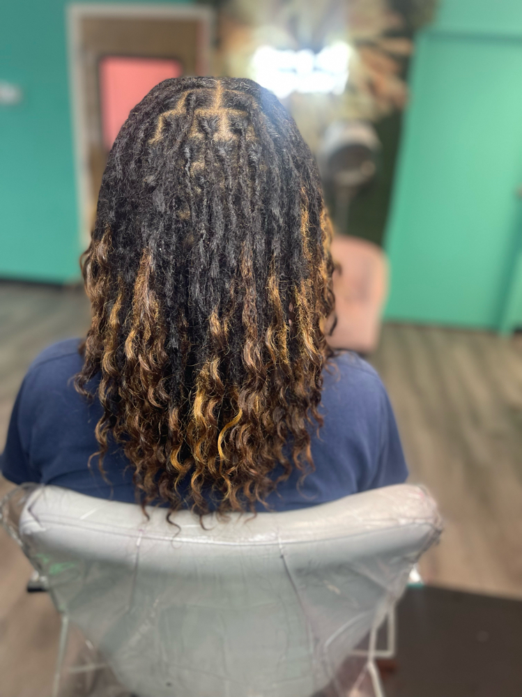 18in Goddess Loc Extensions