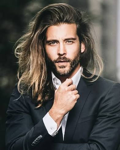 Signature Cut & Blowout (Long Hair)
