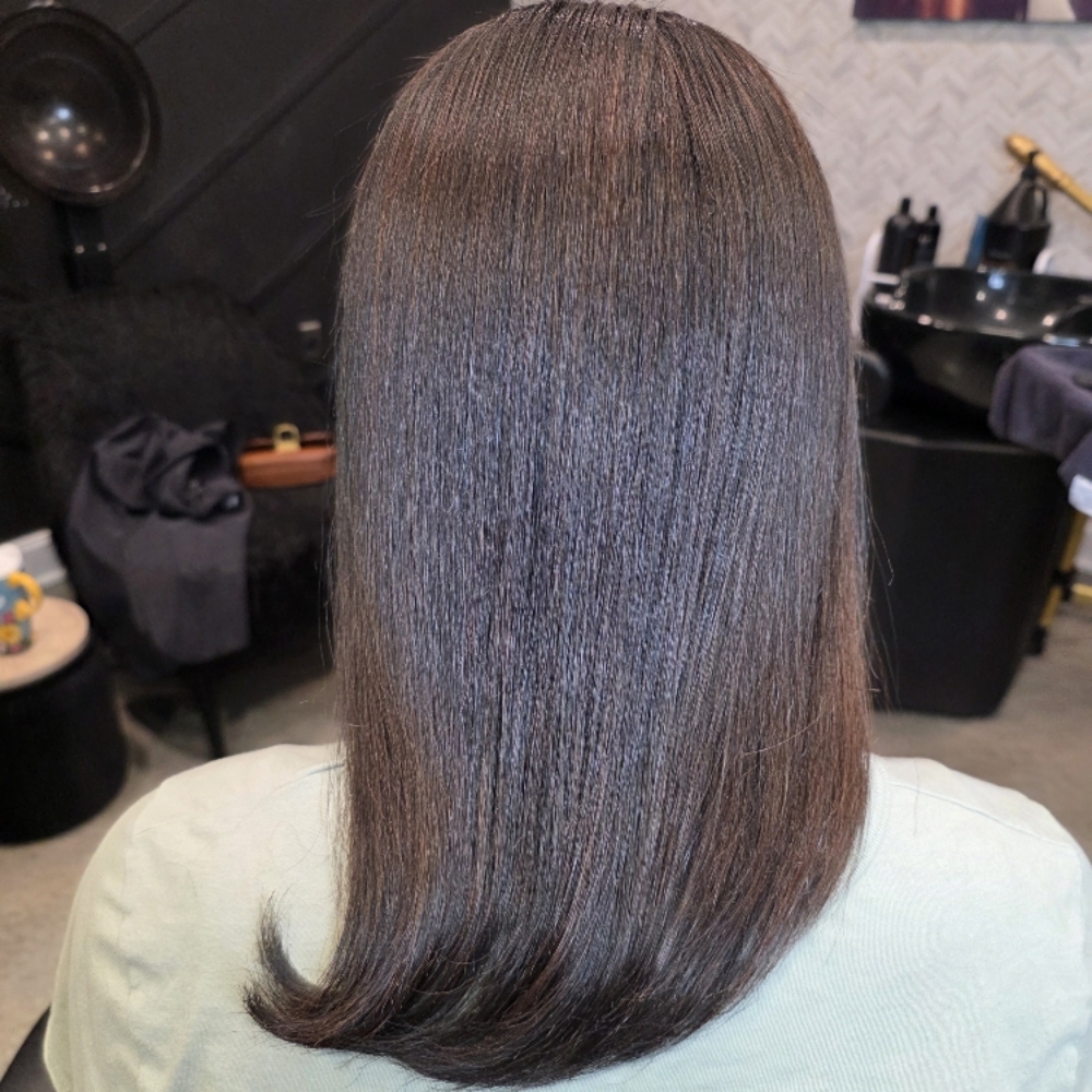 Essential Silk Experience at DWLUXURYHAIR in Turnersville, NJ