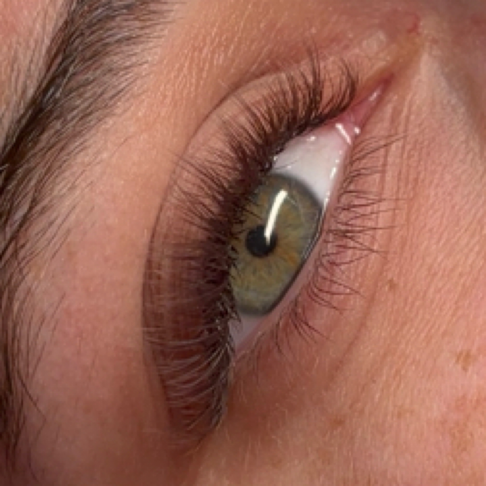 Colored Lashes Add-On at han does lashes in Indianapolis, IN