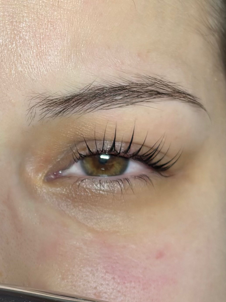 Lash lift & tint