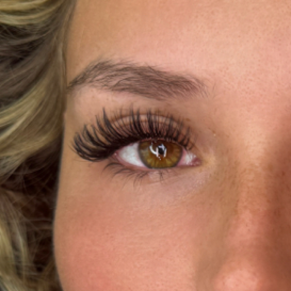 UV/LED lashes (add on) at Effortless Beauty in Kahului, HI