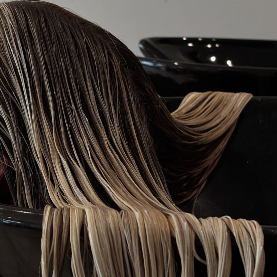 Foilayage at VICI Beauty and Spa in Boardman, OH