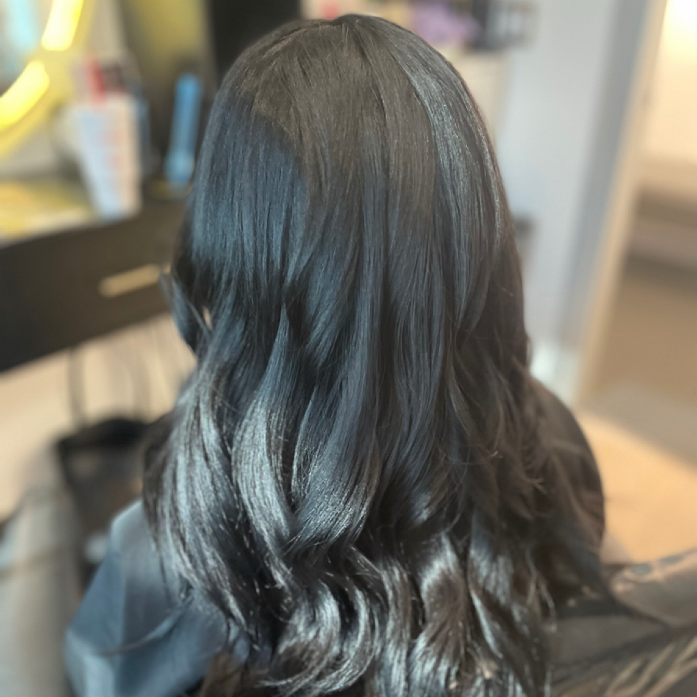 Color Roots at Freedom & Foils in Phoenix, AZ