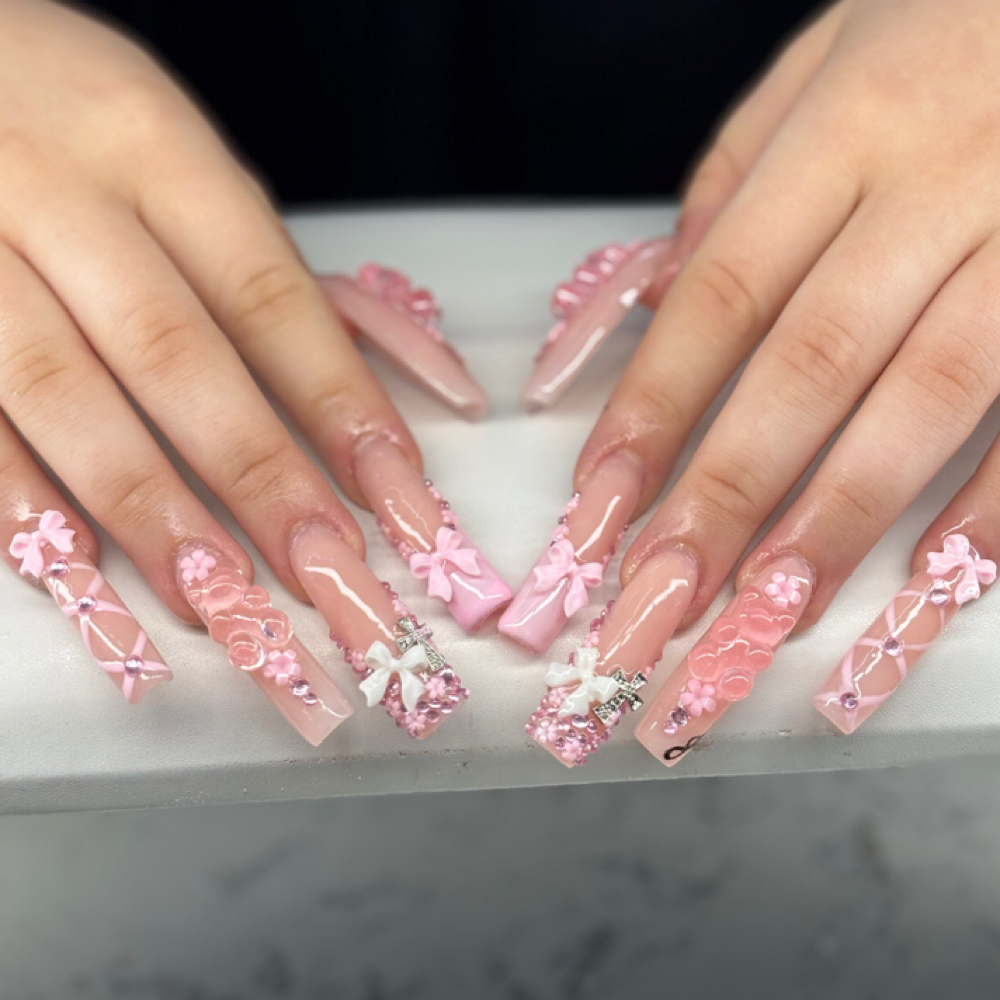 XL/XXL Acrylic Full set at Nails with Bailee in Payette, ID