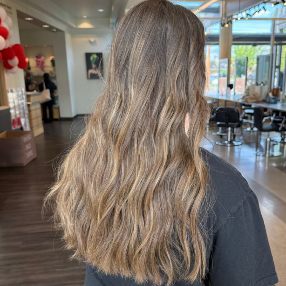 Womens Haircut at Rumors Salón in Selah, WA
