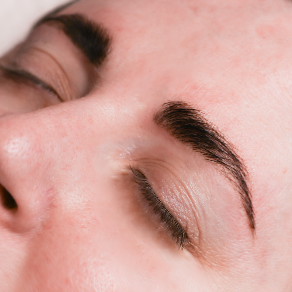 Brow Lamination and Tint