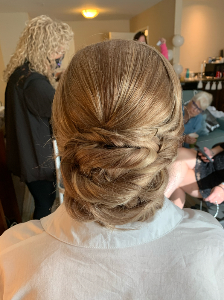 Formal Styling/updos