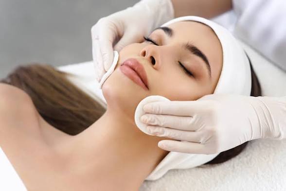Acne Detox Facial