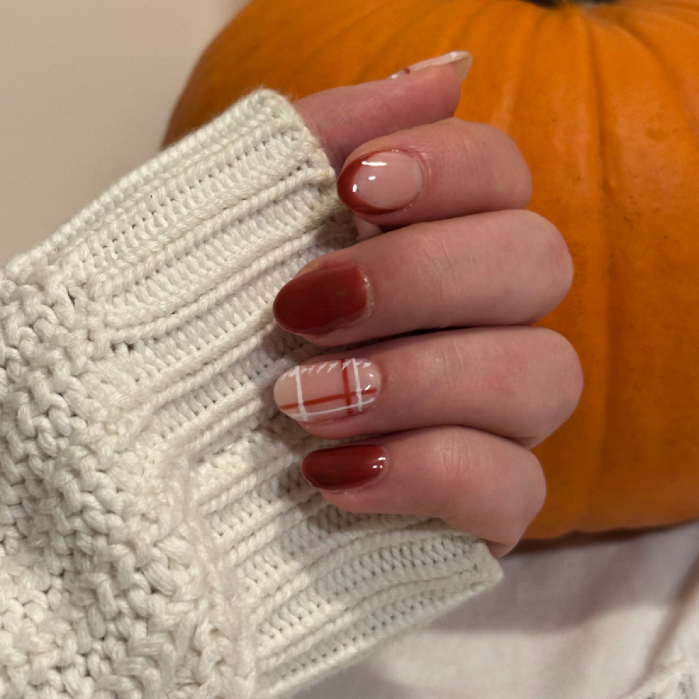 Builder Gel at Midnight Nails in Collegedale, TN