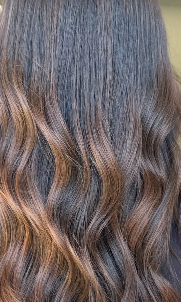 Partial Lightening at The Luxe Brunette Studio in Riverview, FL