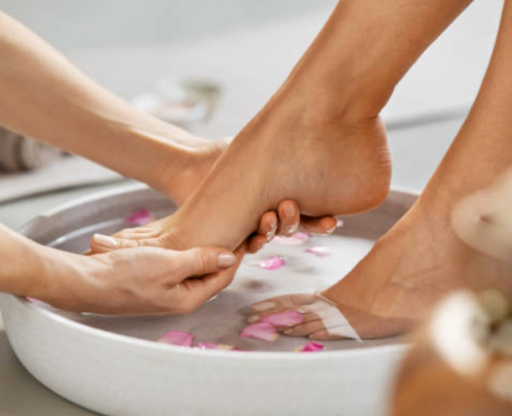 Deluxe Gel Pedicure