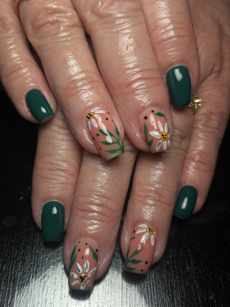 Moderate Nail Art