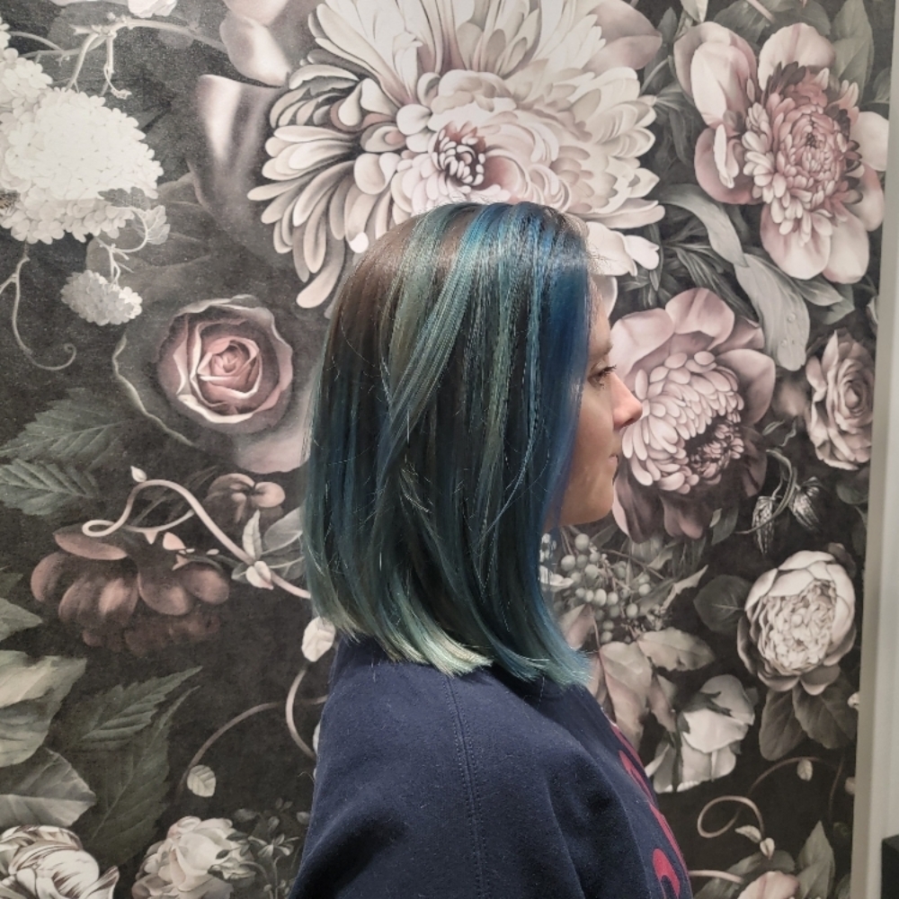 Olaplex Treatment at Dahlicious Hair in Lenexa, KS