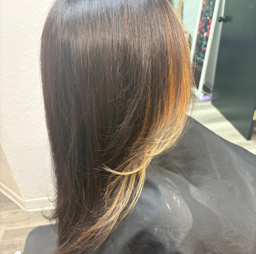 Surface Highlights/ 15-20 Foils at Crowns Of Glory Hair Studio in Cleveland, TX