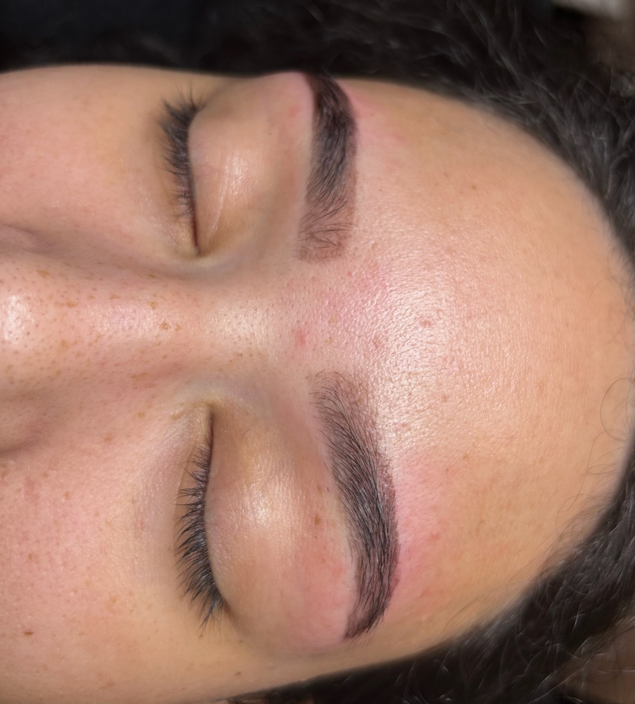 Eyebrow stain
