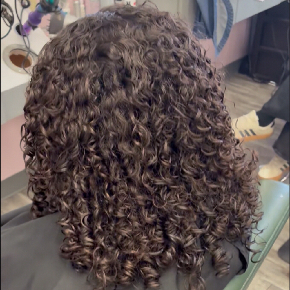 Curly Haircut Bundle at Curls by Bere in Yuma, AZ