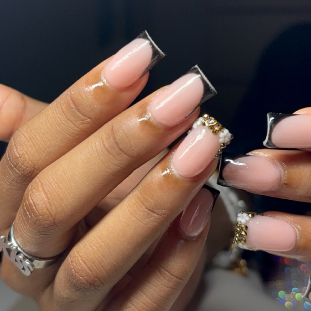 MEDIUM NAIL SET at polished & pampered in arlington, TX