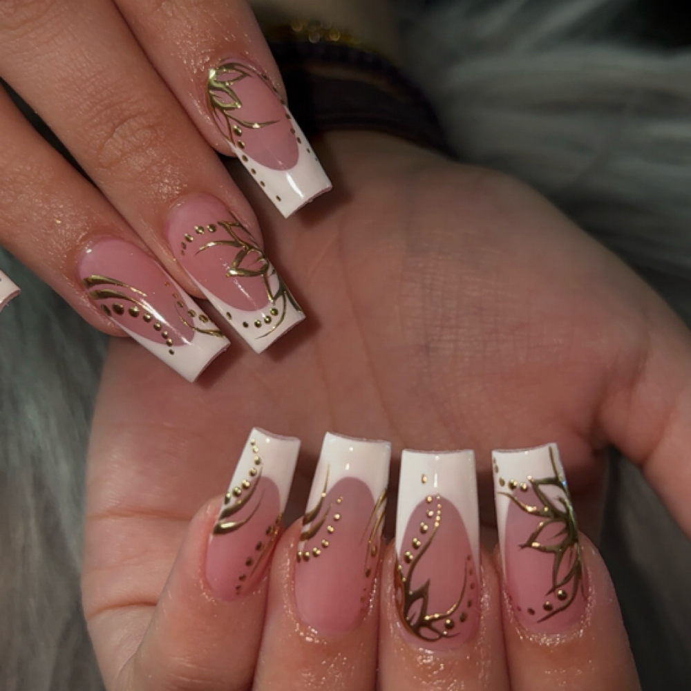 Medium French / Ombre at Blazed Empire in Tampa, FL