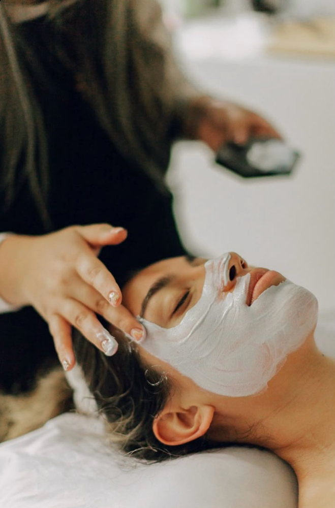 Custom Facial (60 Minutes)