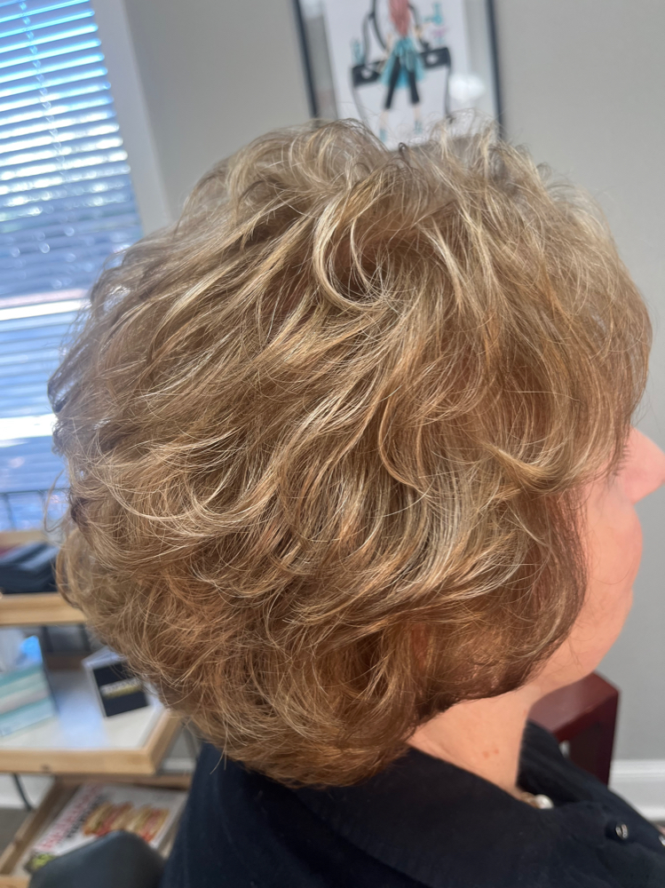 Luxury Shampoo & Style