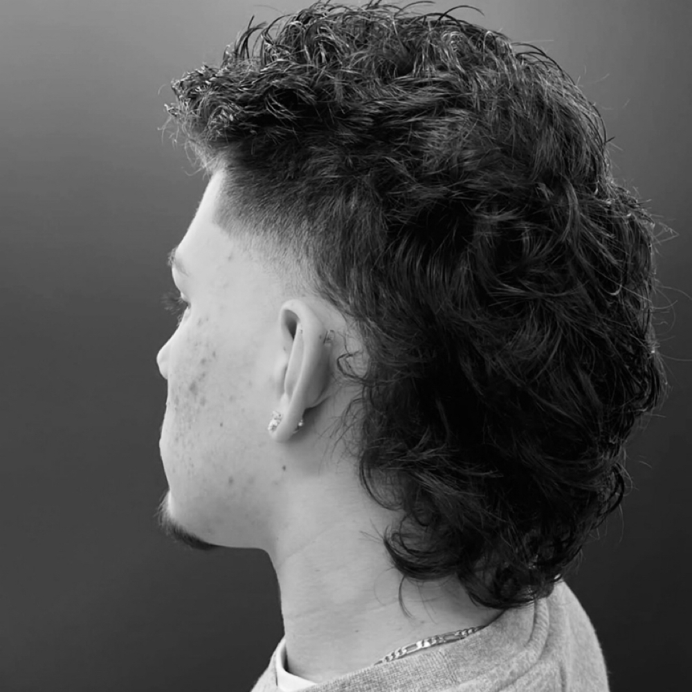 Men’s Haircut at Salon Ambition in Alexandria, VA