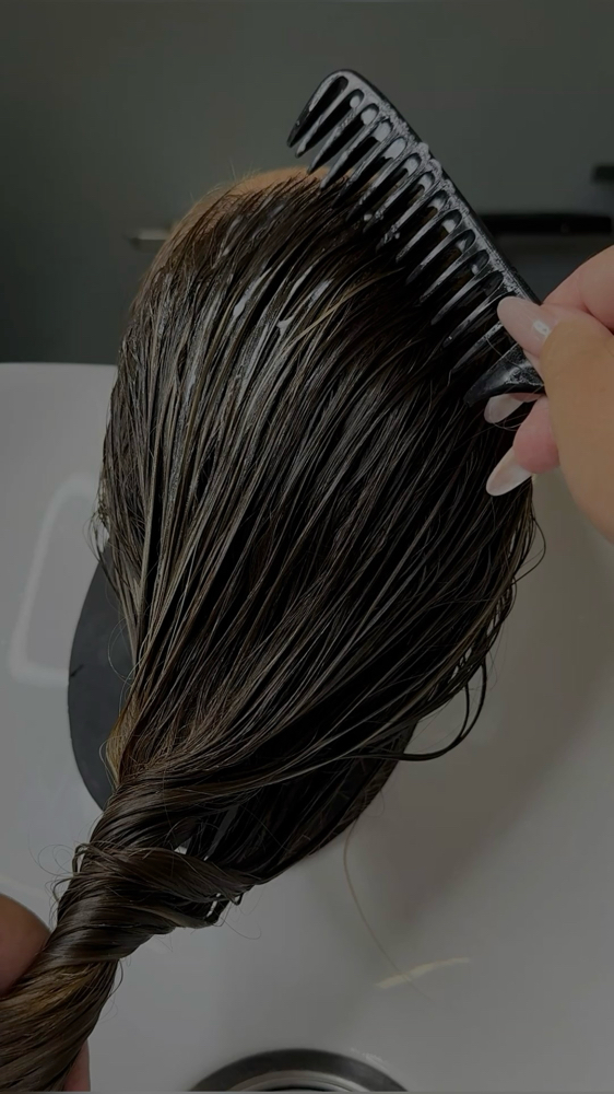 Scalp Detox Treatment at FoiledbySam in Johnson City, TN