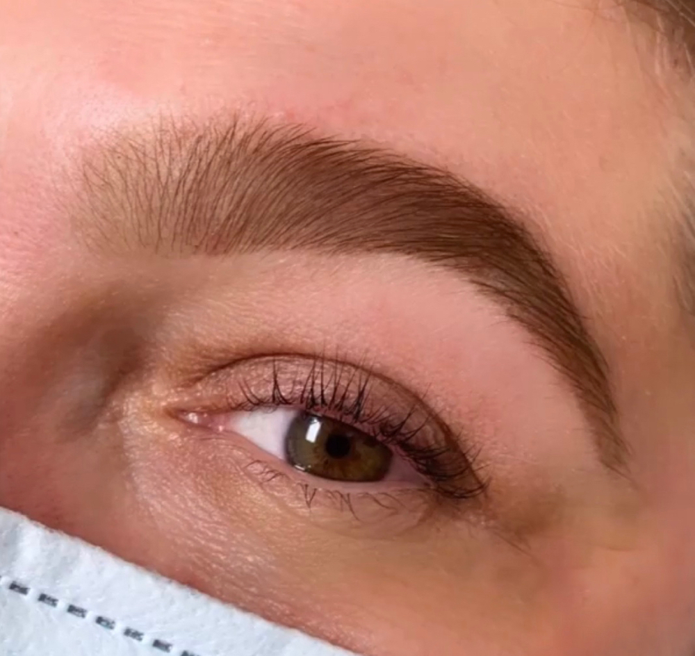 Brow Tinting