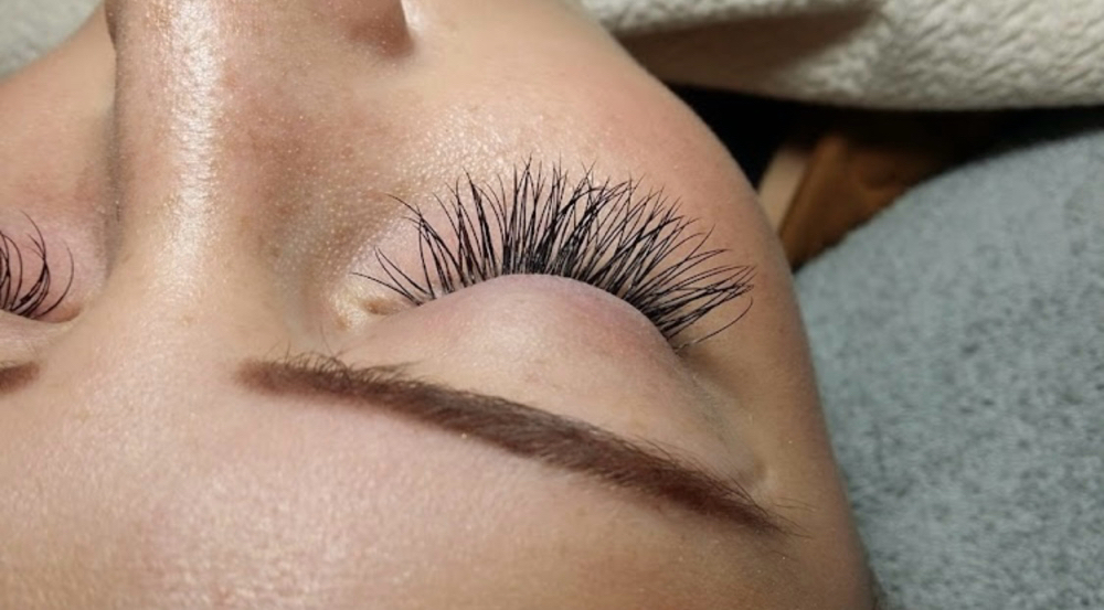 FULL SET NATURAL LASHES