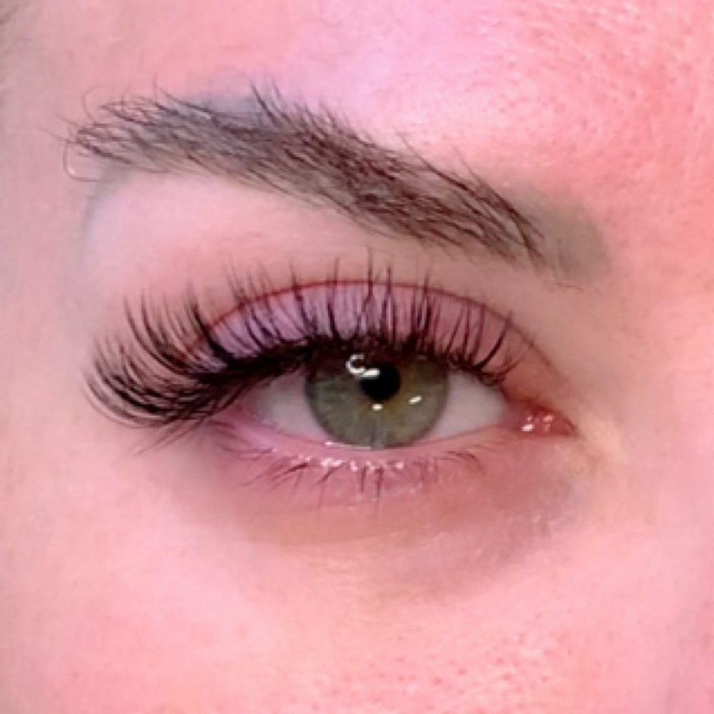 Hybrid | 2 Week Fill at Lux Lash and Brow in Mansfield, TX