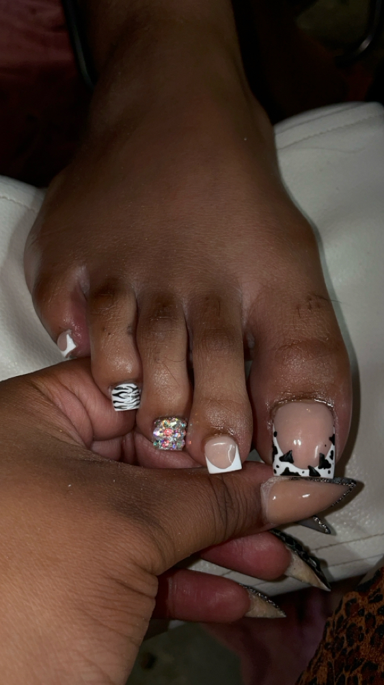 Acrylic on all toes