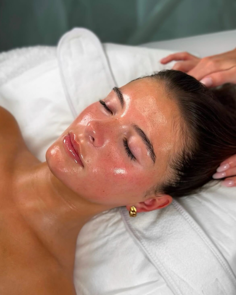 Glass Skin Dermaplane Facial
