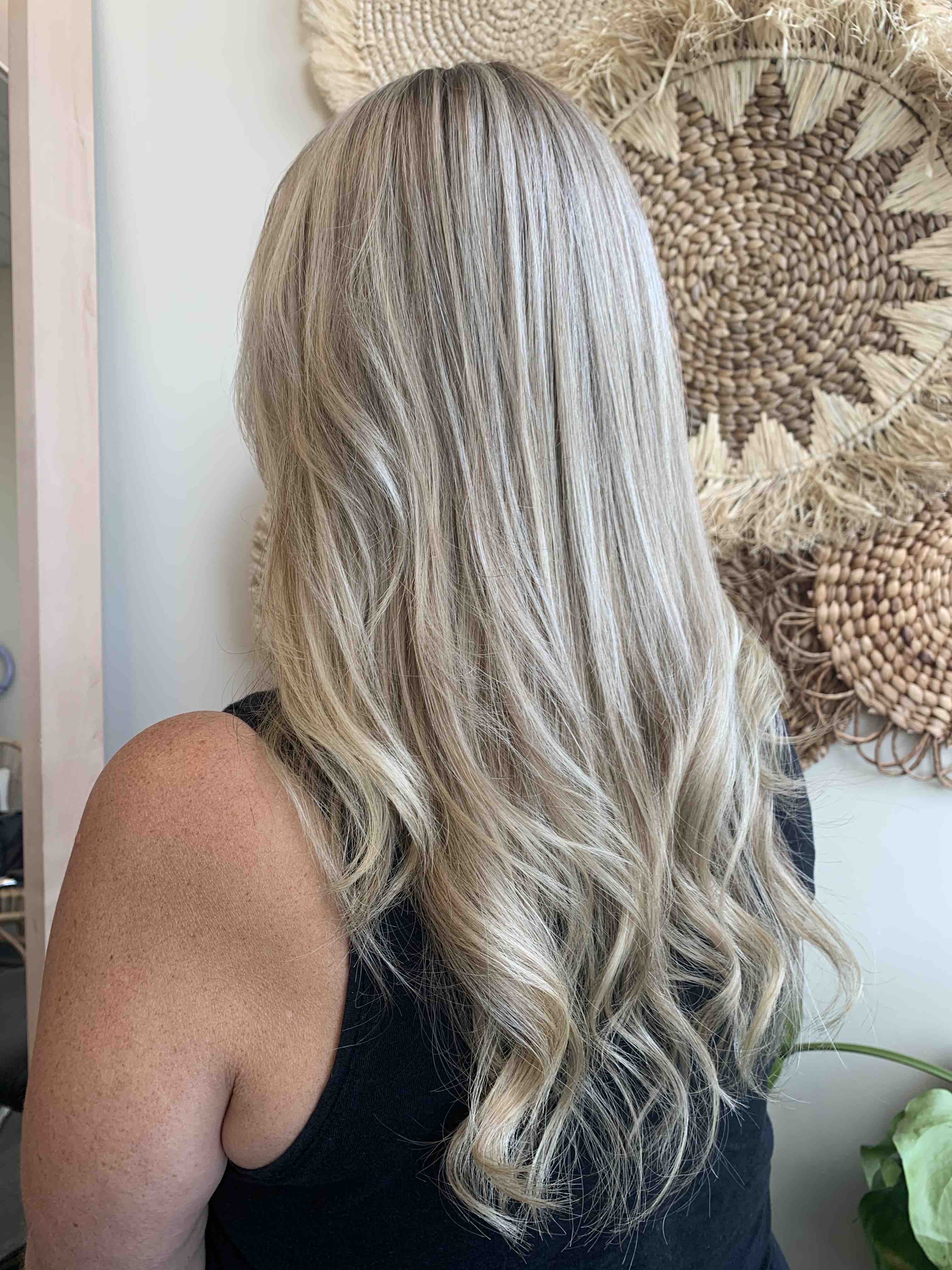 Root Touch Up W/ Partial Highlights