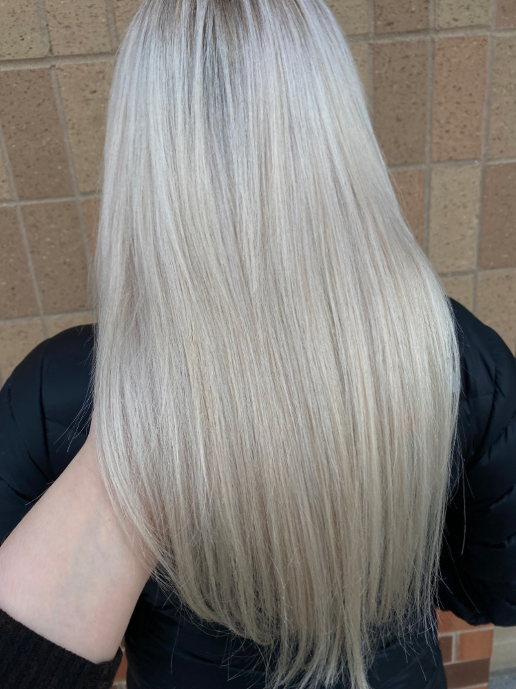 Blonde Root Retouch + Style