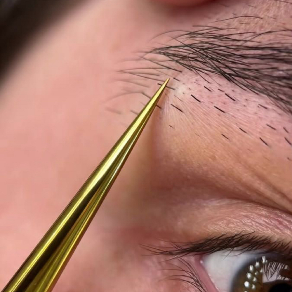 Eyebrow Trim and Tweeze at JuicyJade in Texas City, TX