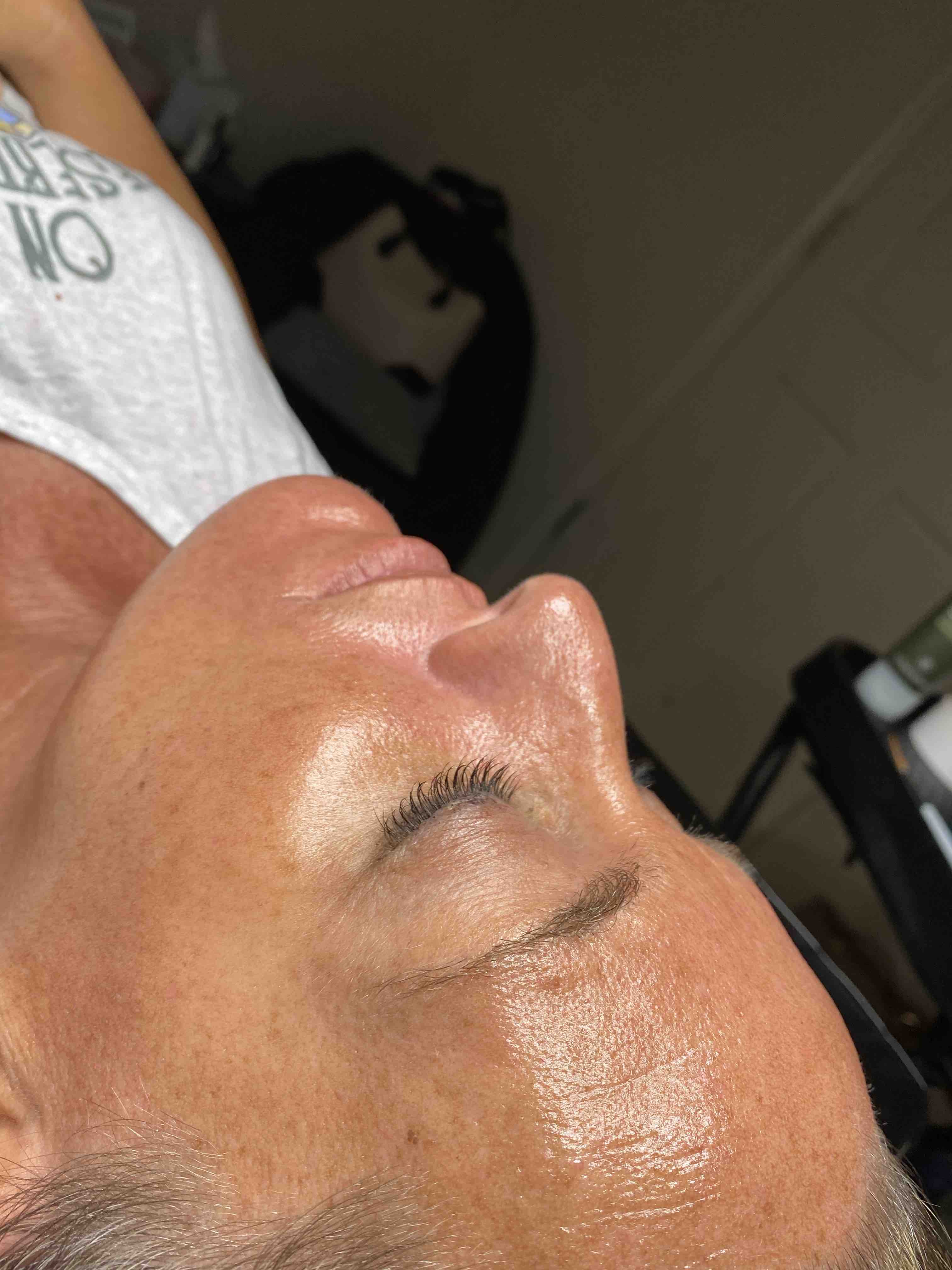 60 Min Customized Facial