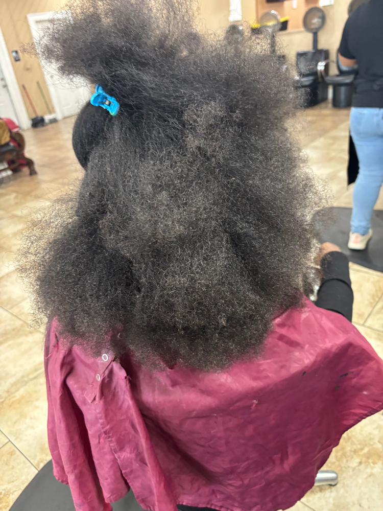 Quick-Weave Take Down at A&K Plush Hair in detroit, MI