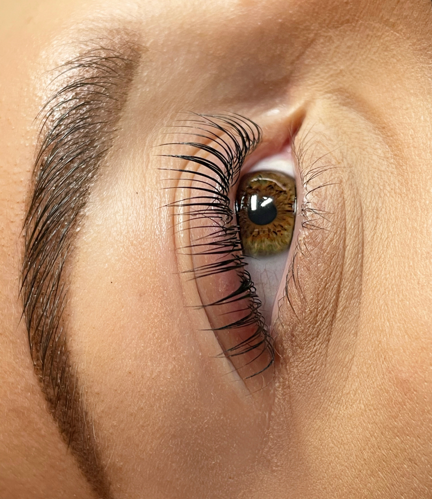 Eyelash Lift