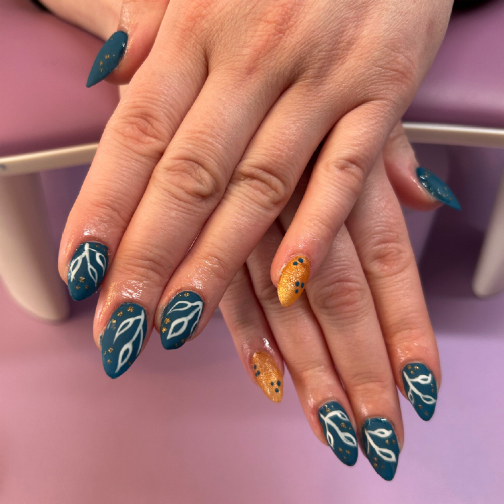 Acrylic (Full Set) at Chic Claws in Antwerp, OH