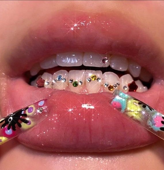 NO LIMIT TOOTH SET LOWER 6 TEETH