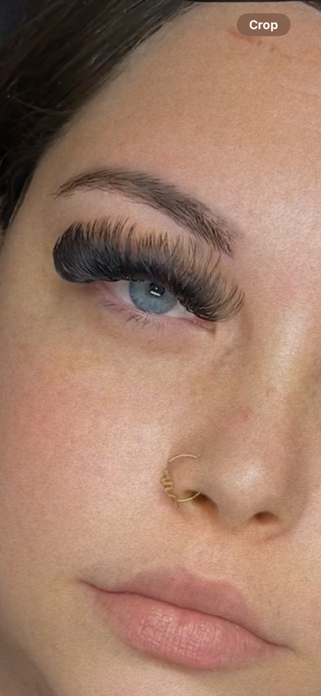Lash Clusters at BossLadyBlinxx in Bowling Green, KY